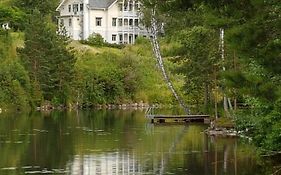 Skogsbrynet B&B, Bredsjö Nya Herrgård